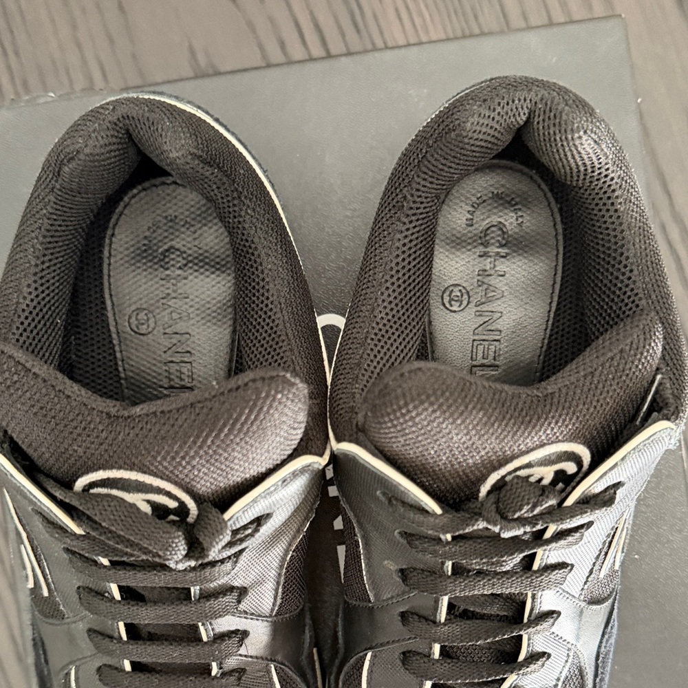 CHANEL sneakers - Picture 4 of 10
